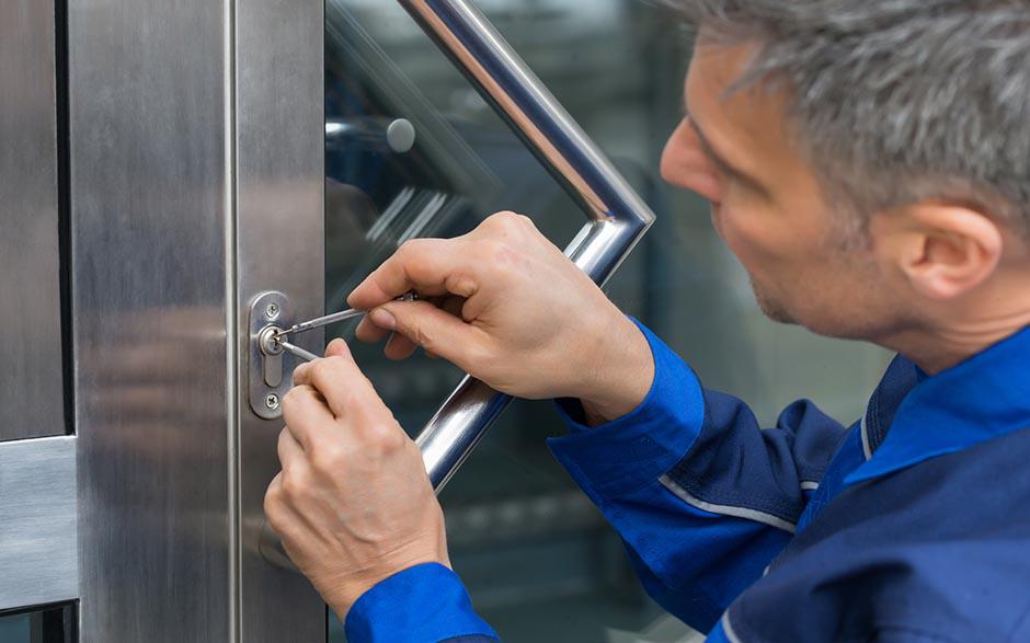ouvrir une porte Paris 12